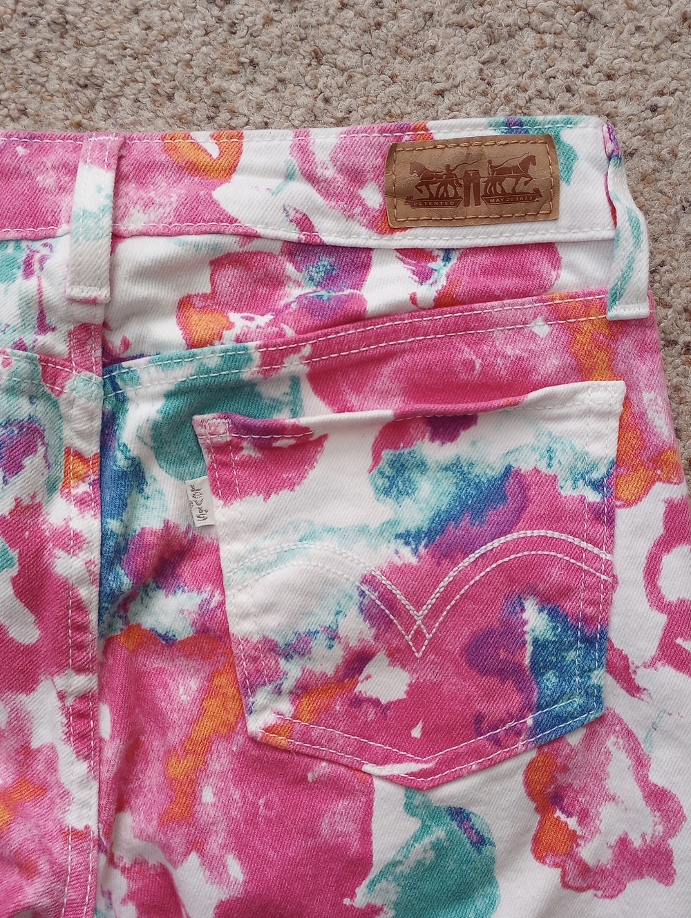 Levi's Spring Floral Watercolor Leggings Jeans Size 29